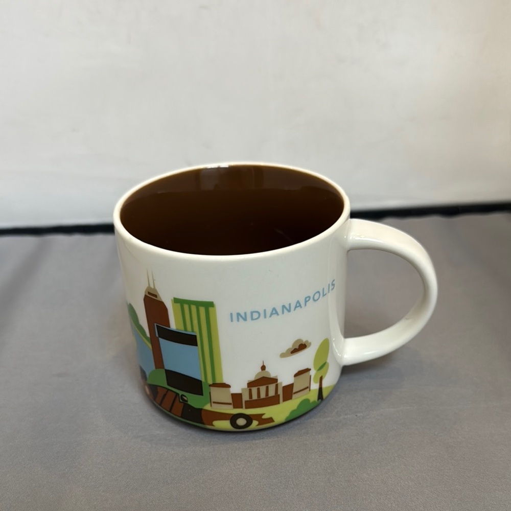 Indianapolis Souvenir Mug - White and‎ Brown